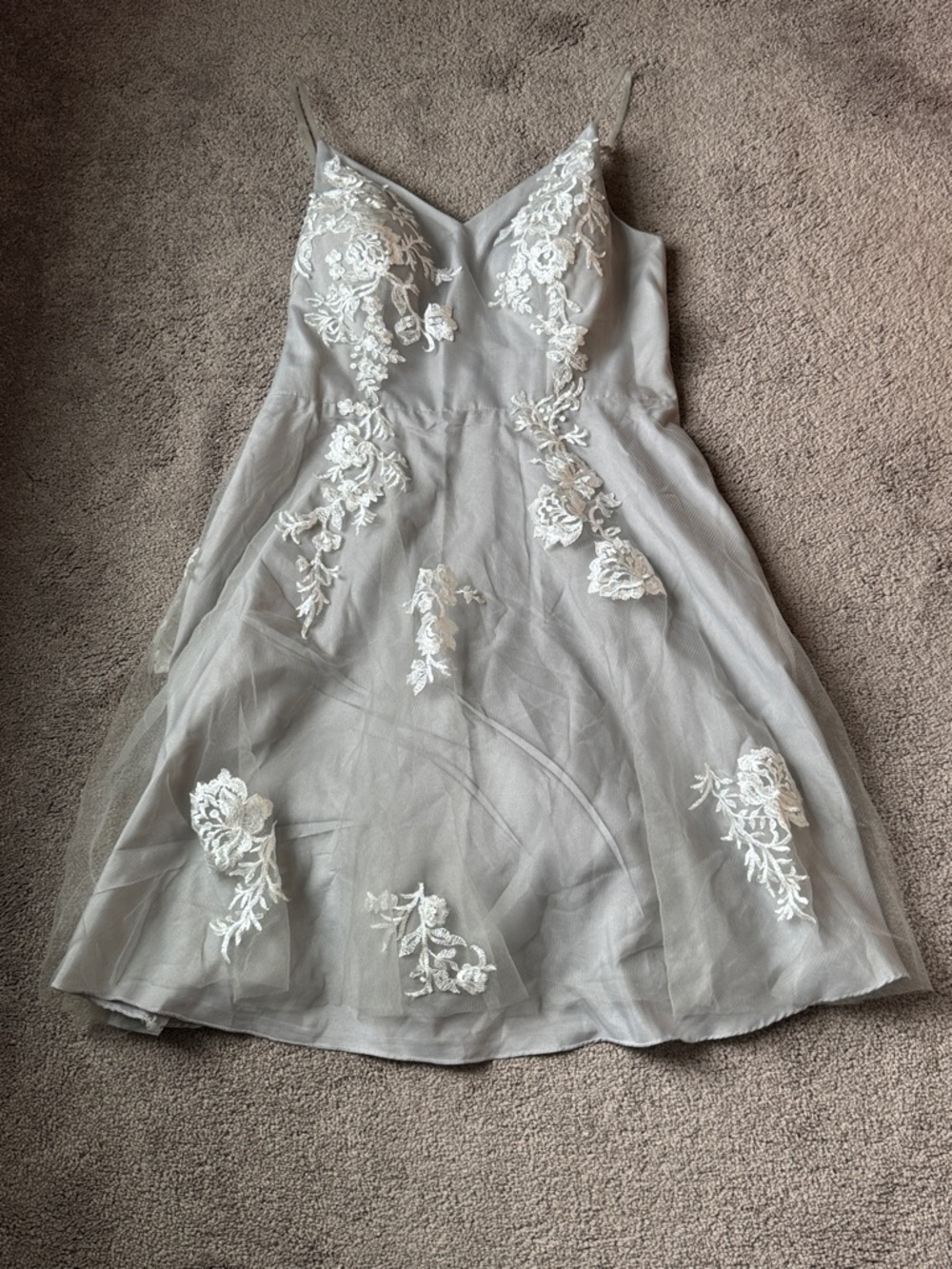 JJ’s House Gray Embroidered Lace A-Line Dress Formal Occasion SIZE L NWT